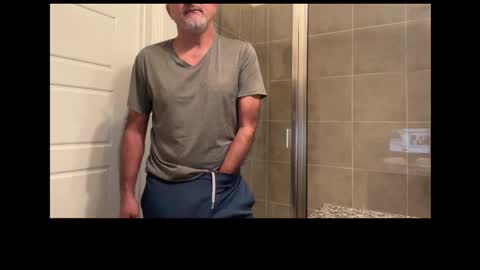 QS - INDEPENDENT MODEL online show from 10/26/25, 05:08