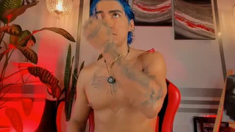 Snapshot of latino_boysmiles chatting on 03/08/26, 08:01 latino_boysmiles online show from 03/08/26, 08:01