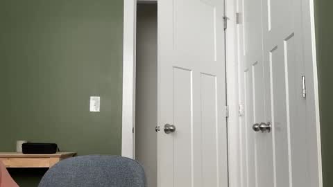 latino_hotcb1 online show from 12/12/24, 08:53