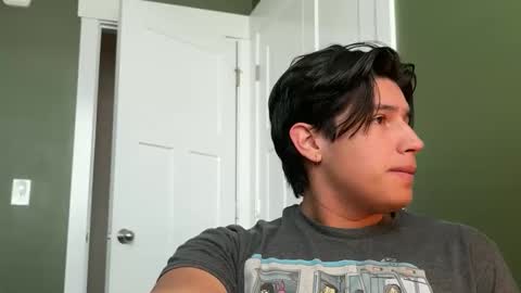 latino_hotcb1 online show from 02/17/25, 06:04