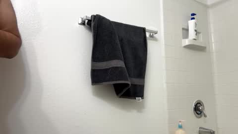 Snapshot of latinoforasian chatting on 01/06/26, 10:19 latinoforasian online show from 01/06/26, 10:19