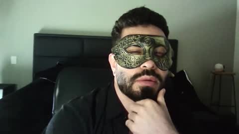 Snapshot of latinoveryhot69 chatting on 11/28/25, 06:10 PapiGuapoLatino online show from 11/28/25, 06:10