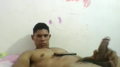 Snapshot of latinoxxl22cm chatting on 06/21/26, 06:27 latinoxxl22cm online show from 06/21/26, 06:27