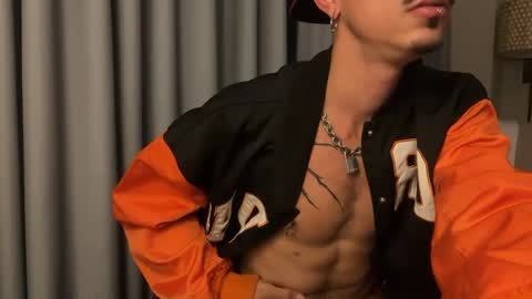 Snapshot of latinprincee chatting on 02/27/26, 07:52 latinprincee online show from 02/27/26, 07:52