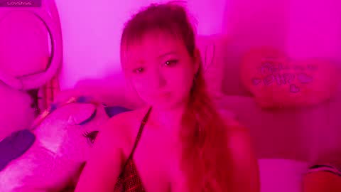 Snapshot of latinqueen2020 chatting on 04/05/26, 03:09 latinqueen2020 online show from 04/05/26, 03:09