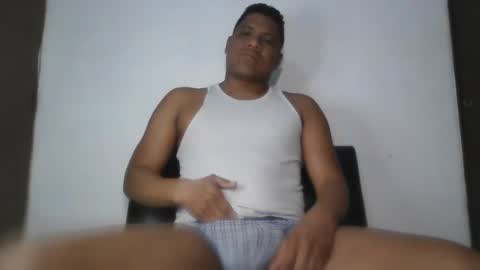 latinrayf online show from 11/25/25, 05:18