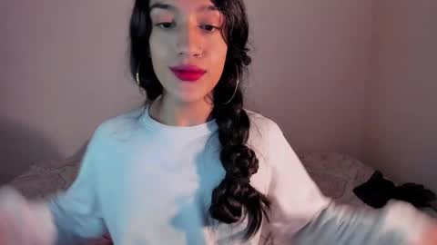 latinsecretfantasy online show from 02/17/25, 08:47