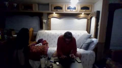 latniter online show from 02/25/25, 07:09