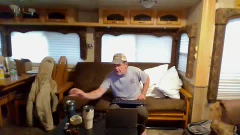 latniter online show from 02/25/25, 01:06