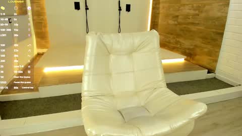 LEANDRO online show from 12/06/24, 01:44