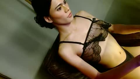 Snapshot of latrina_ chatting on 03/21/26, 08:12 latrina_ online show from 03/21/26, 08:12