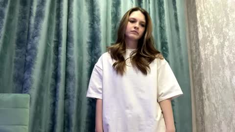 Eva online show from 04/11/26, 05:28