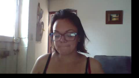 Snapshot of lau16310 chatting on 07/05/26, 04:47 Laura online show from 07/05/26, 04:47