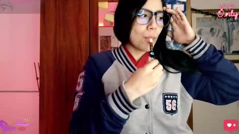 laujgray online show from 02/15/26, 08:35