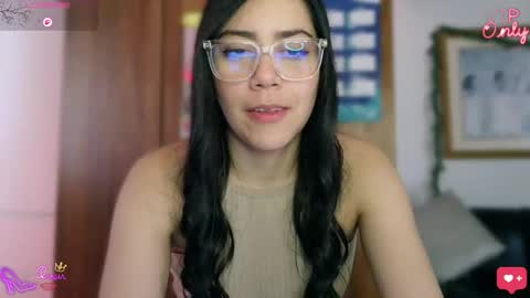 Snapshot of laujgray chatting on 03/30/26, 06:09 laujgray online show from 03/30/26, 06:09