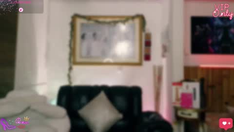 Snapshot of laujgray chatting on 04/08/26, 06:35 laujgray online show from 04/08/26, 06:35