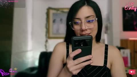 Snapshot of laujgray chatting on 04/12/26, 07:35 laujgray online show from 04/12/26, 07:35