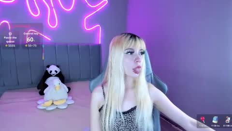 laukyubey1 online show from 10/09/25, 07:56