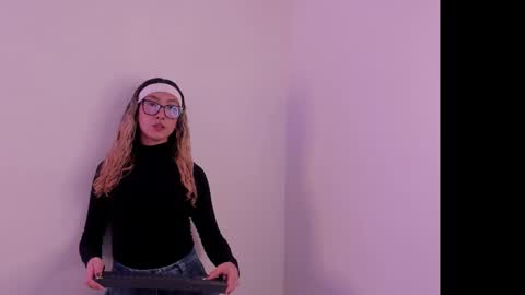 Lau Miller online show from 11/04/25, 11:15