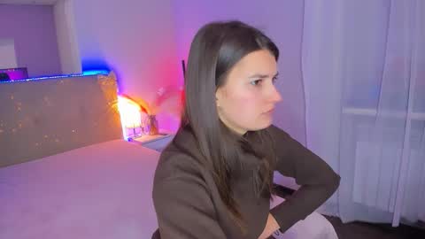 Snapshot of laura__leee chatting on 02/02/26, 06:12 Laura online show from 02/02/26, 06:12