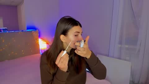 Snapshot of laura__leee chatting on 02/04/26, 06:30 Laura online show from 02/04/26, 06:30