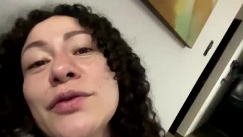  Wen  online show from 12/24/24, 01:59