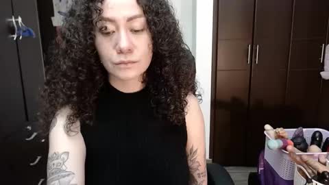  Wen  online show from 01/28/25, 01:08