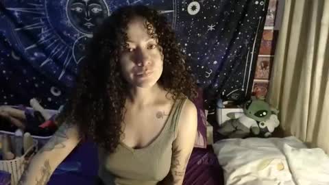  Wen  online show from 02/07/25, 01:04