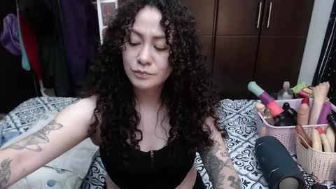  Wen  online show from 09/26/25, 10:25