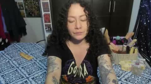 Snapshot of laura_anal_ chatting on 02/27/26, 07:47 Wen online show from 02/27/26, 07:47