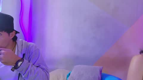 laura_and_kevin online show from 09/29/25, 02:11