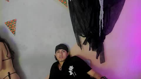 laura_and_kevin online show from 11/14/25, 02:38