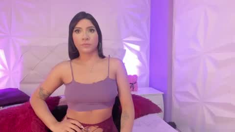 Laura online show from 12/19/24, 08:02