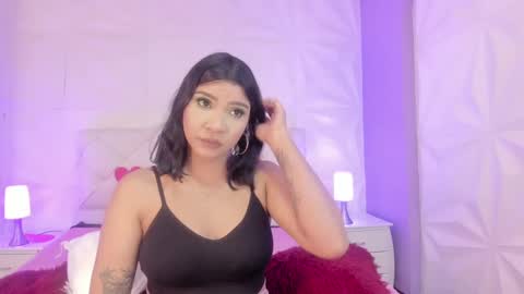 Laura online show from 02/12/25, 07:13