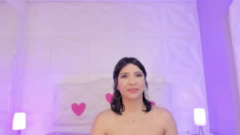 Laura online show from 02/16/25, 01:14