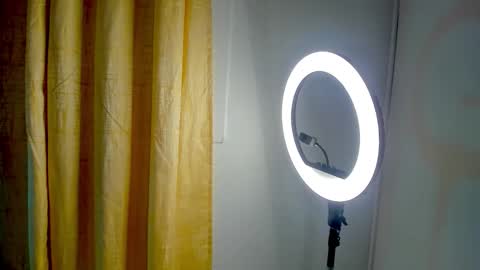 Snapshot of laura_bassi chatting on 03/03/26, 02:18 Laura Bassi online show from 03/03/26, 02:18