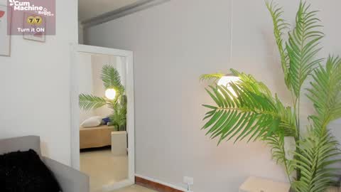 Laura Bonnet  online show from 01/24/25, 07:41