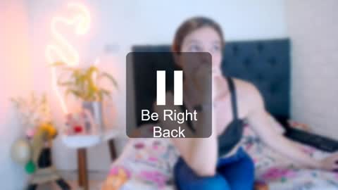 Snapshot of laura_candy02 chatting on 04/18/26, 07:40 LAURA online show from 04/18/26, 07:40