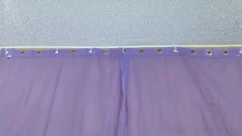 Laura online show from 03/12/25, 07:57