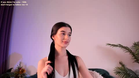 Laura online show from 12/14/24, 09:02