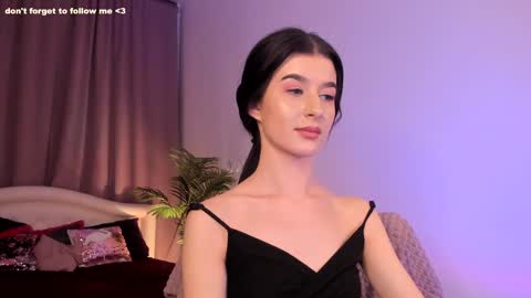 Laura online show from 12/26/24, 03:27