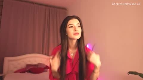 Laura online show from 11/12/25, 07:46