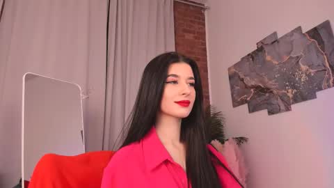 Snapshot of laura_coy chatting on 01/19/26, 02:37 Laura online show from 01/19/26, 02:37