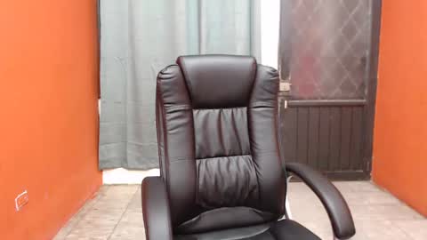 CALL ME LOVE  LAURA online show from 02/18/25, 06:15