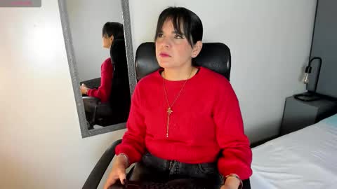 Snapshot of laura_hotties chatting on 01/07/26, 01:02 laura hotties online show from 01/07/26, 01:02