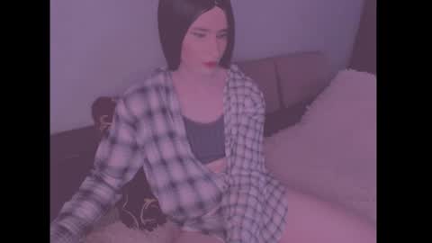 Snapshot of laura_night_byte chatting on 03/21/26, 07:35 laura_night_byte online show from 03/21/26, 07:35