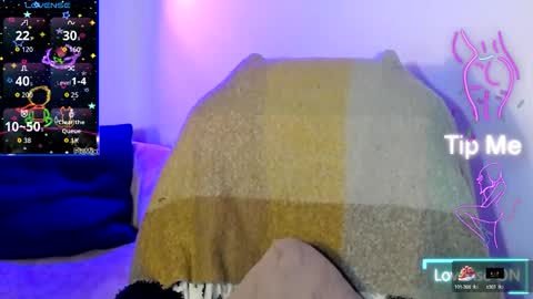 laura_pink01 online show from 10/04/25, 02:31