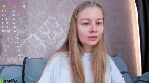 Snapshot of laura_pudd chatting on 09/24/25, 09:45 Laura online show from 09/24/25, 09:45