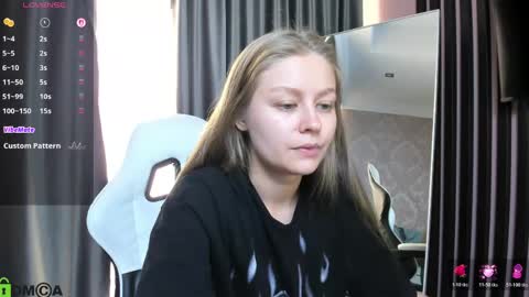 Snapshot of laura_pudd chatting on 05/28/26, 02:36 Laura online show from 05/28/26, 02:36