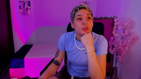 Laura Rose online show from 11/05/25, 05:57